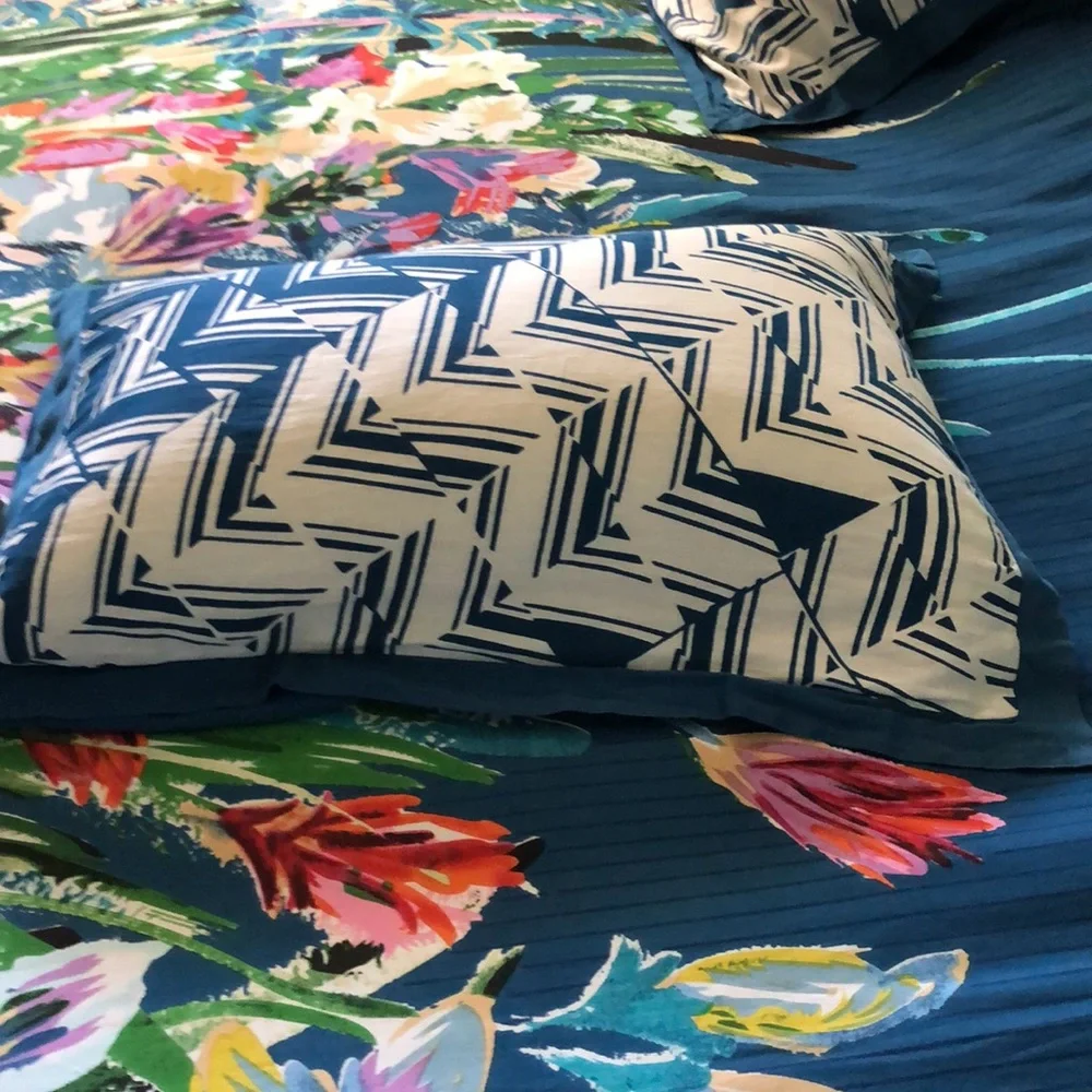 Anthro Felicity Floral Duvet King